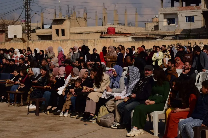  La región del norte y el este de Siria celebra el Día Internacional de la Lengua Materna