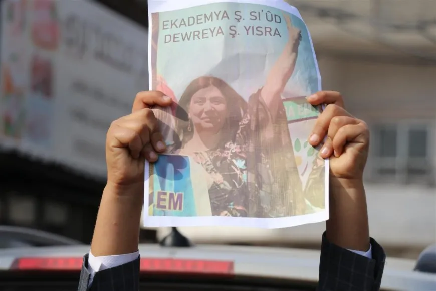  La región del norte y el este de Siria celebra el Día Internacional de la Lengua Materna