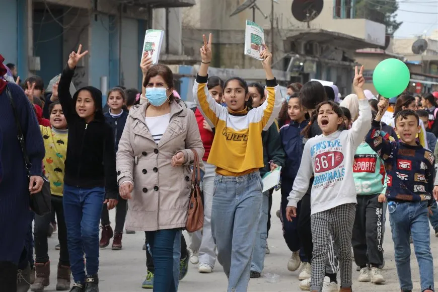  La región del norte y el este de Siria celebra el Día Internacional de la Lengua Materna