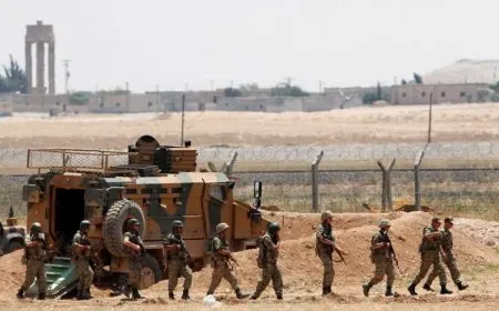 Soldados turcos golpean brutalmente a 35 personas en la campiña ocupada de Afrin