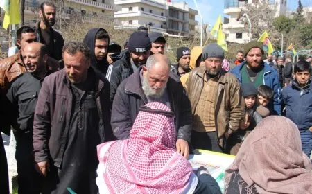 Continúa la campaña de recogida de firmas en Manbij