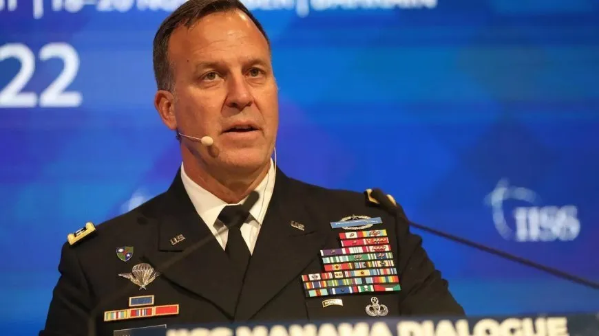 El comandante del CENTCOM visita Siria durante su gira por Oriente Medio