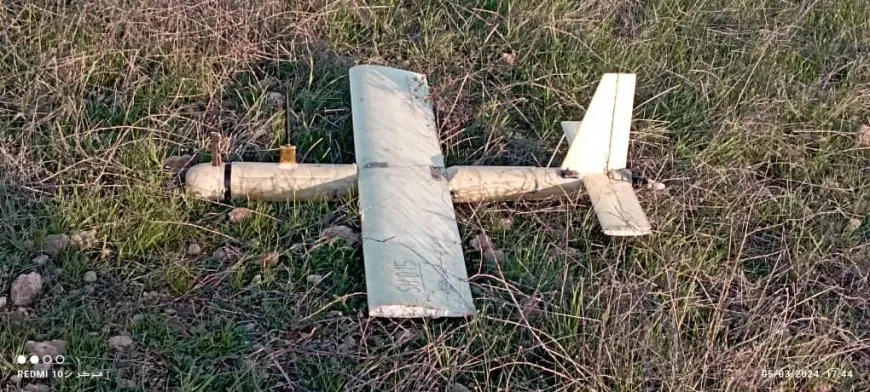 Las fuerzas de Cebhet El Ekrad derriban un dron suicida en Manbij