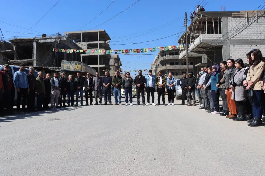Los residentes del norte y este de Siria honran la memoria de las víctimas de la masacre de Halabja