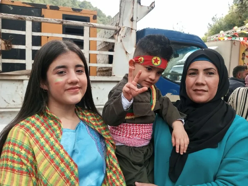 Los kurdos celebran el Newroz en Beirut