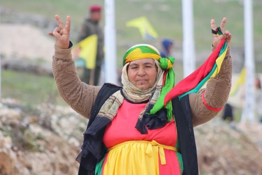 Empiezan las celebraciones de Newroz en Kobani y Alepp