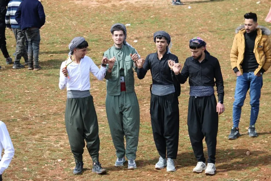 Empiezan las celebraciones de Newroz en Kobani y Alepp