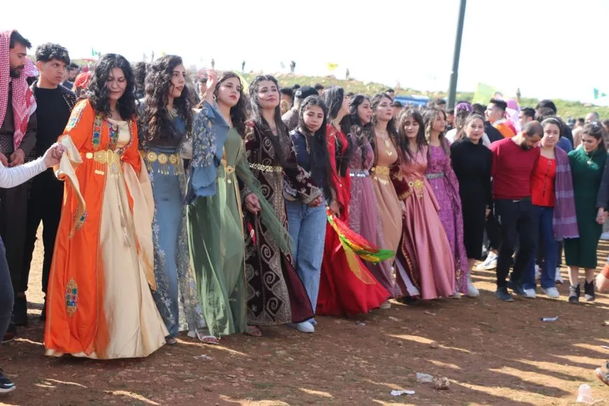 Finalizan las celebraciones del Newroz en Kobanê y Alepo