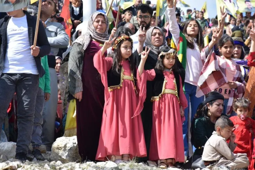 Finalizan las celebraciones del Newroz en Kobanê y Alepo