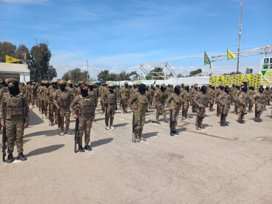Las SDF celebran el aniversario de la liberación de Baxoz