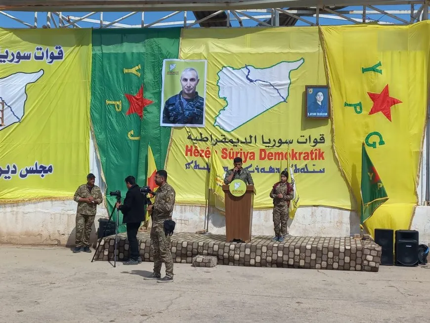 Las SDF celebran el aniversario de la liberación de Baxoz