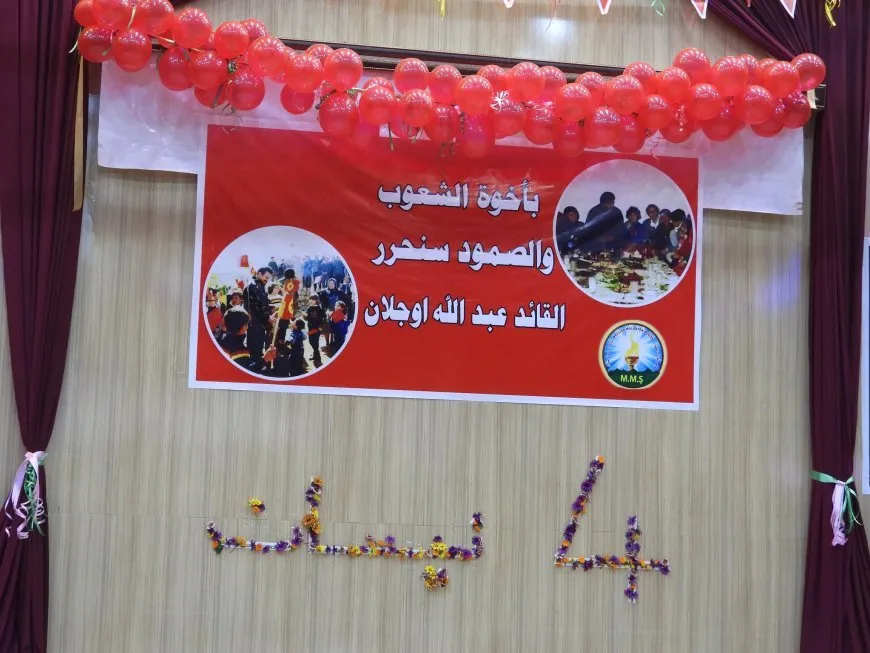 El Consejo de Familias de los Mártires de Tabqa celebra el cumpleaños del líder Abdullah Ocalan