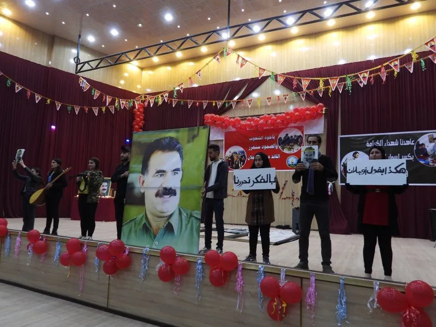 El Consejo de Familias de los Mártires de Tabqa celebra el cumpleaños del líder Abdullah Ocalan