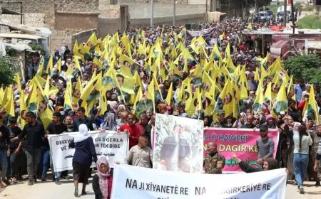 La indignación popular por la ofensiva turca contra la guerrilla