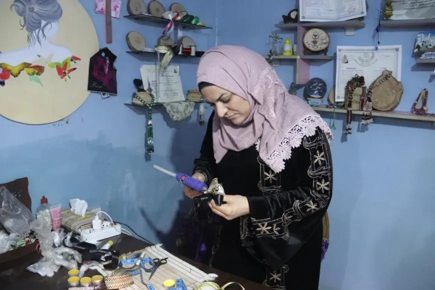 Lanzado en Raqqa un proyecto para la independencia financiera de las mujeres