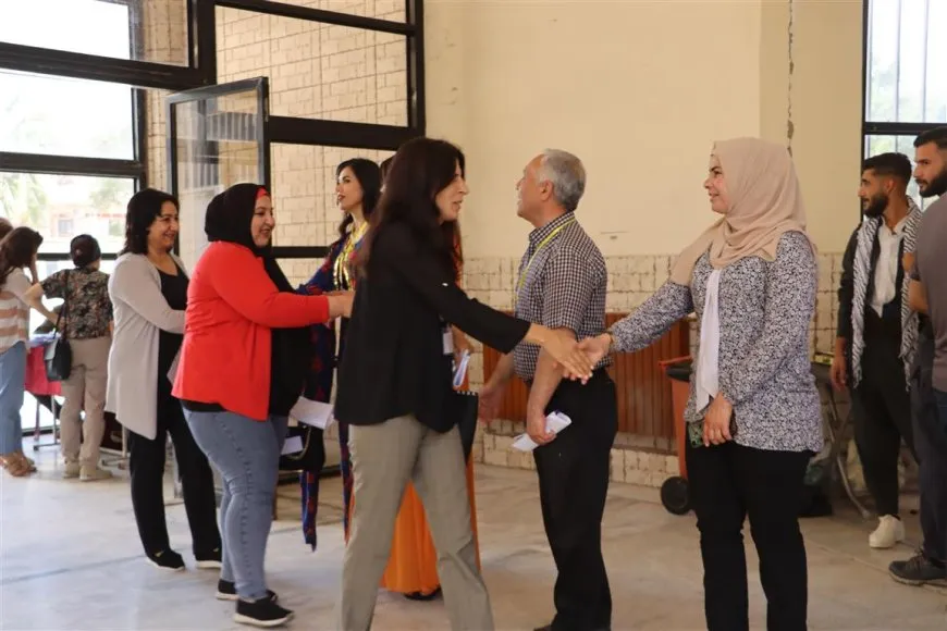 Empieza la primera conferencia ecológica en el noreste de Siria