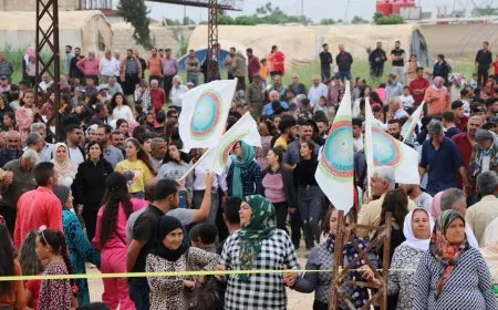 Los refugiados de Afrin celebran el Día Internacional de los Trabajadores