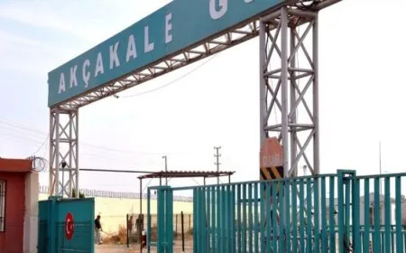 Turquía deportó a más de 1800 personas durante abril a Girê Spî ocupado