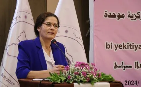 Îlham Ehmed: Ignorar el papel de las mujeres prolonga el conflicto