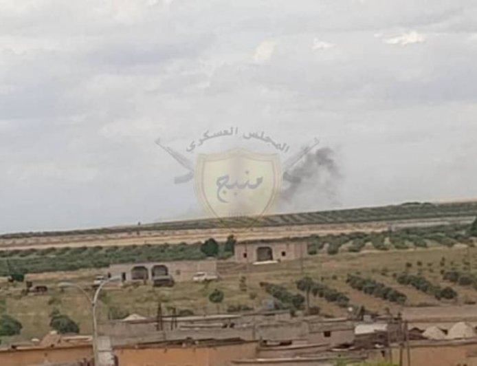 La ocupación turca bombardea el campo de Manbij