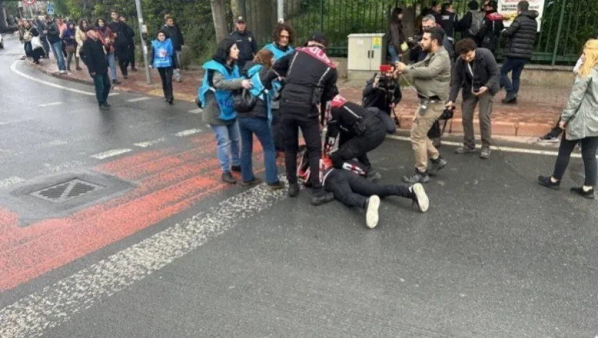 Al menos 216 personas detenidas en Estambul