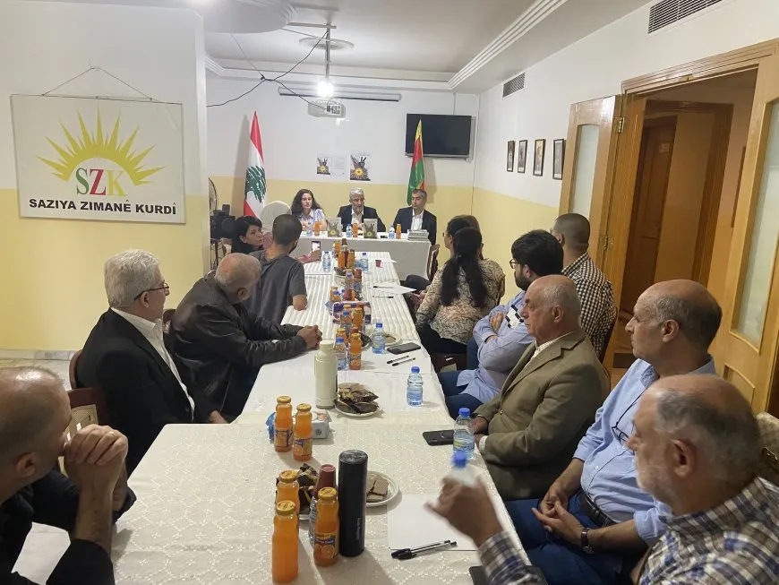 Explican el contenido del libro que habla sobre el líder Ocalan en el Líbano