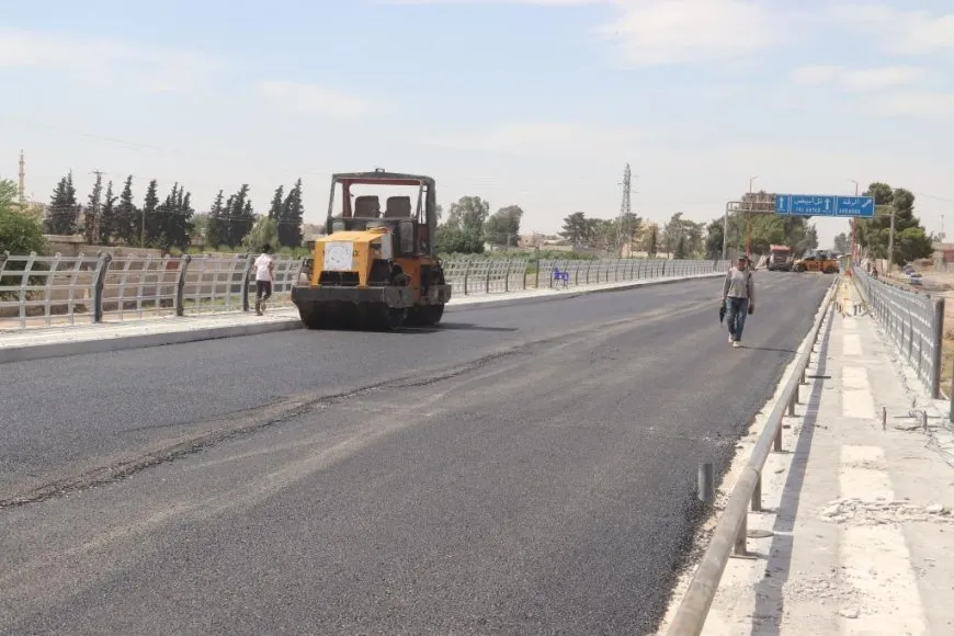 El municipio de Raqqa comienza la construcción del puente El Reşîd