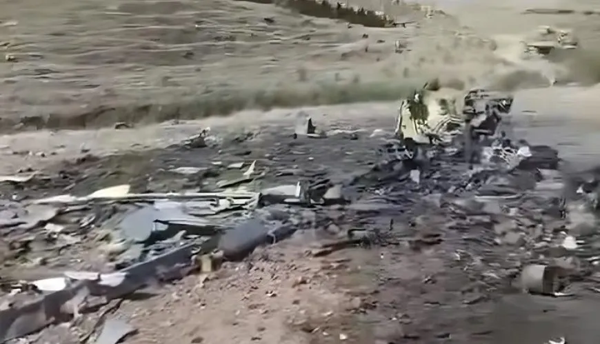 Las escenas muestran los restos de un dron turco derribado por la guerrilla