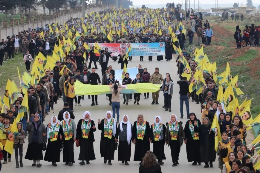 Una manifestación masiva en la ciudad de Qamishlo