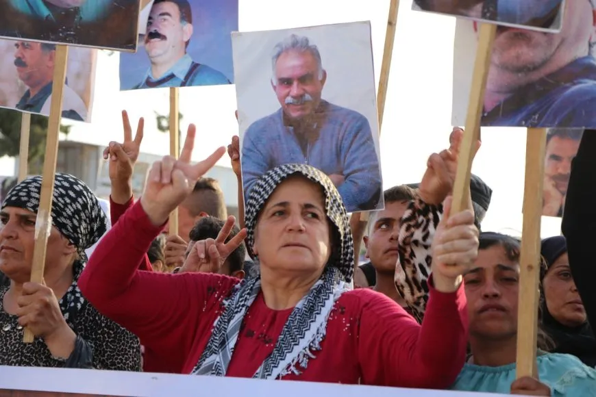 Los manifestantes en Shahba: No hay vida sin el líder