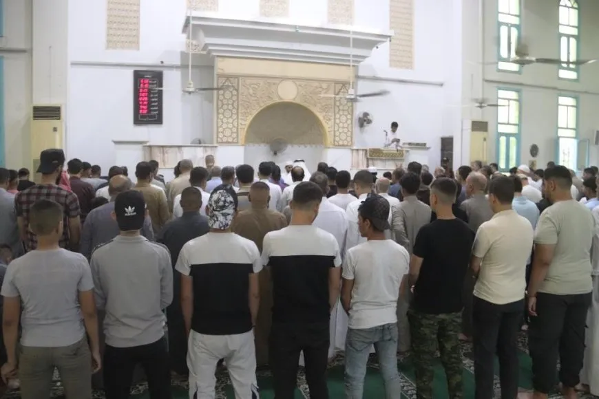 Los musulmanes del noreste de Siria realizan la oración de Eid al-Adha
