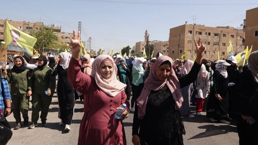 Manifestantes exigen libertad física del líder Ocalan en Tabqa