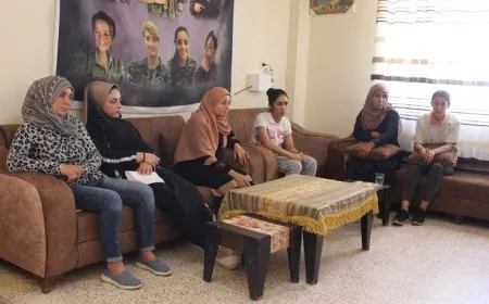 Las mujeres discuten temas ambientales según el pensamiento del líder Abdullah Ocalan