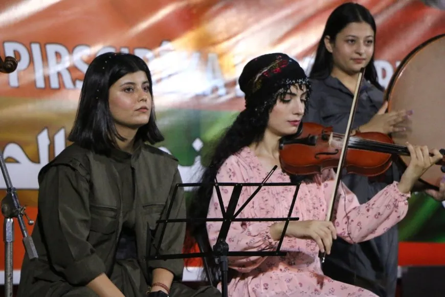 Los residentes de Alepo celebran el aniversario de la Revolución del 19 de julio