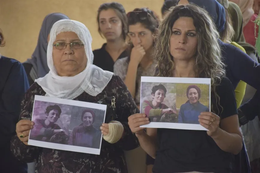 Protesta contra las sentencias de muerte de activistas en Irán