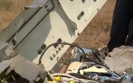 Publicadas fotos de partes del dron derribado en Pênciwênê