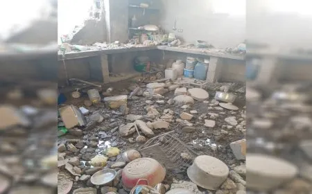 Casas y propiedades destruidas por el bombardeo contra Deir ez-Zor por parte de las fuerzas de Damasco
