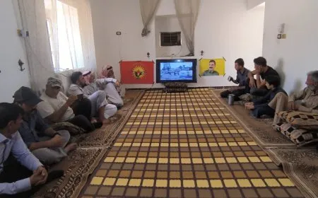 El Movimiento Juvenil Revolucionario Sirio celebra un evento sobre la conspiración internacional en Deir ez-Zor