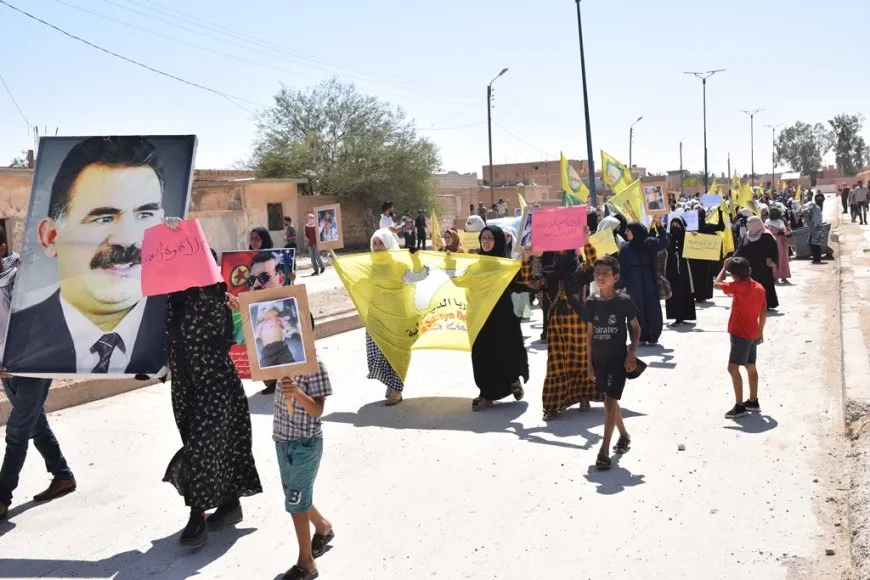 Mítines de Kobani y Shadadi en solidaridad con las SDF