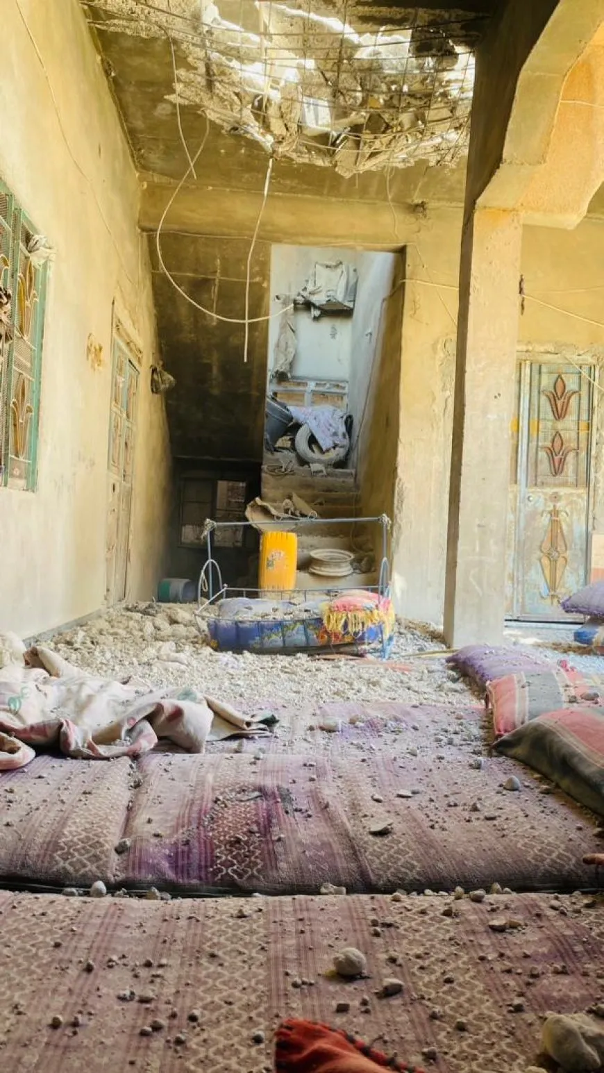 Casas y propiedades destruidas por el bombardeo contra Deir ez-Zor por parte de las fuerzas de Damasco