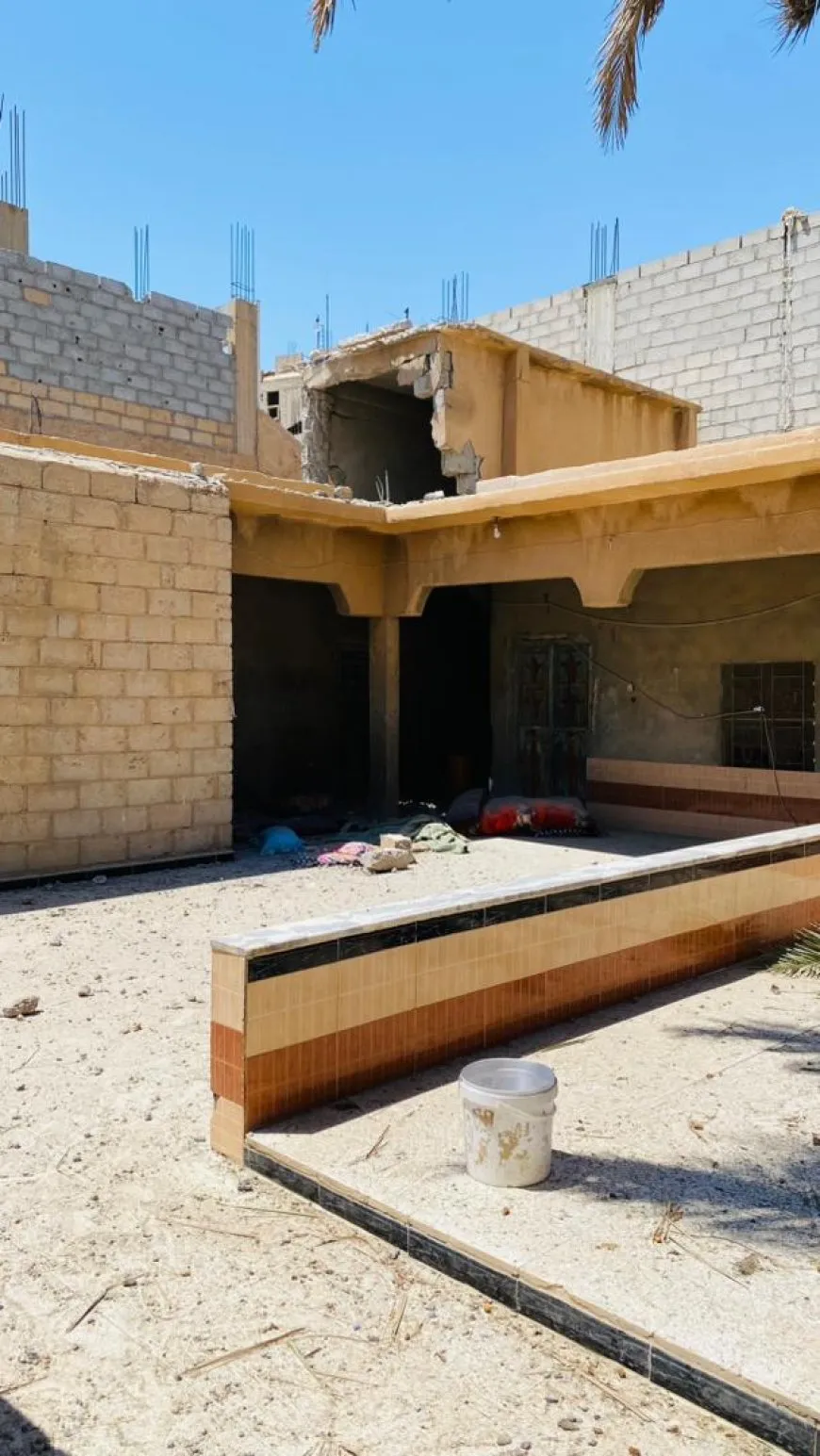 Casas y propiedades destruidas por el bombardeo contra Deir ez-Zor por parte de las fuerzas de Damasco