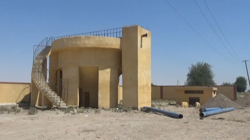 Reparan cuatro estaciones de agua bombardeadas por las fuerzas del gobierno de Damasco en Deir ez-Zor