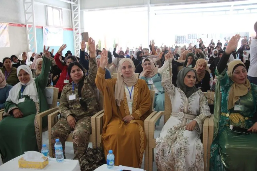 El Consejo de Mujeres de Manbij celebra su segunda conferencia