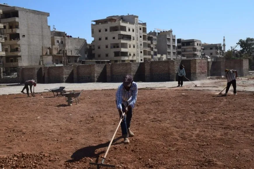 La Municipalidad Popular de Raqqa comienza la restauración de dos parques