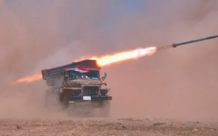 Las fuerzas de Damasco atacan las afueras de Alepo y las fuerzas rusas atacan el norte de Latakia