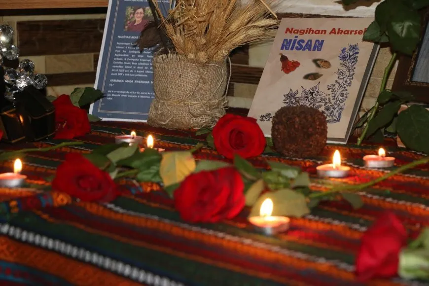 Honran la memoria de la mártir Nagihan Akarsel en Alepo