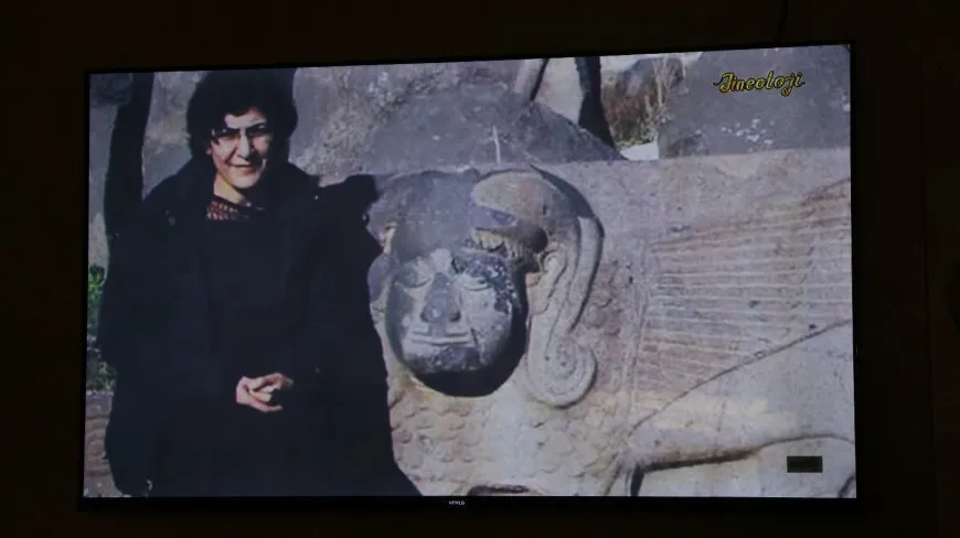 Honran la memoria de la mártir Nagihan Akarsel en Alepo