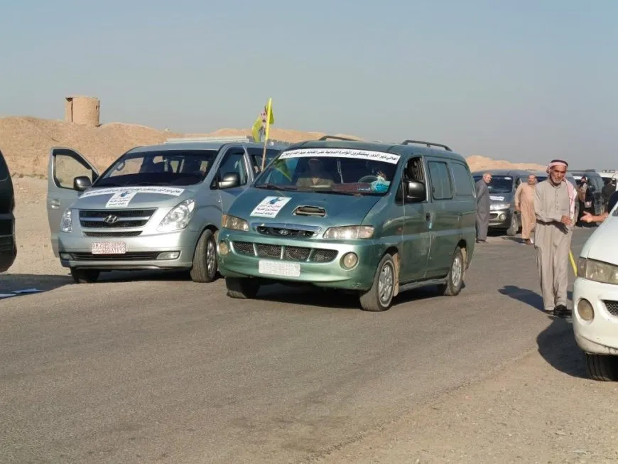 Los residentes de Deir ez-Zor y Tabqa se dirigen a Raqqa para manifestarse