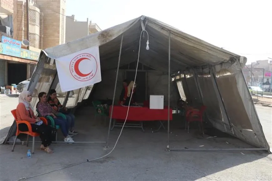 La Media Luna Roja Kurda abre un centro para ayudar a las víctimas de la guerra en el Líbano