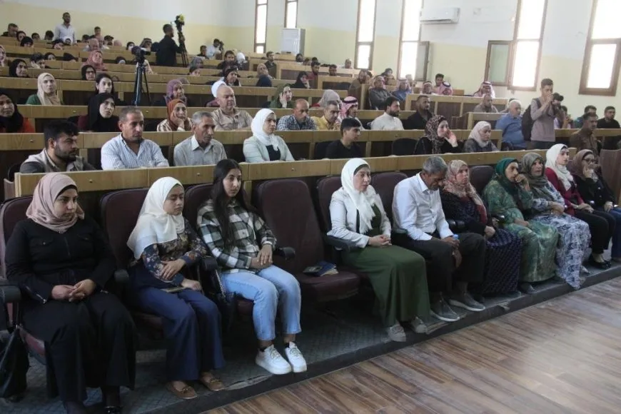 Los habitantes del cantón de Manbij honran la memoria de la mártir Hevrîn Xelef